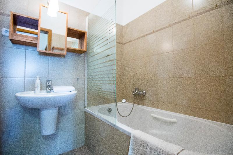 Urban Apartments Gozsdu Budapest Bagian luar foto